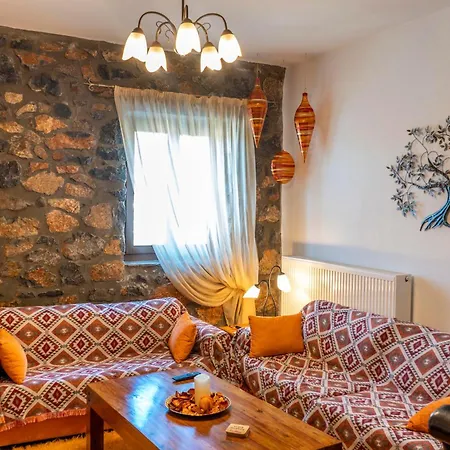 G & M Stone House Apartment Agios Athanasios (Pella)