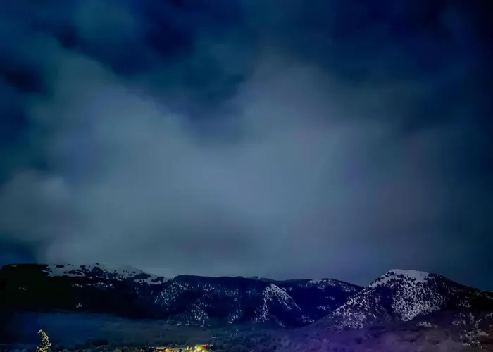 G & M Stone House Apartament *